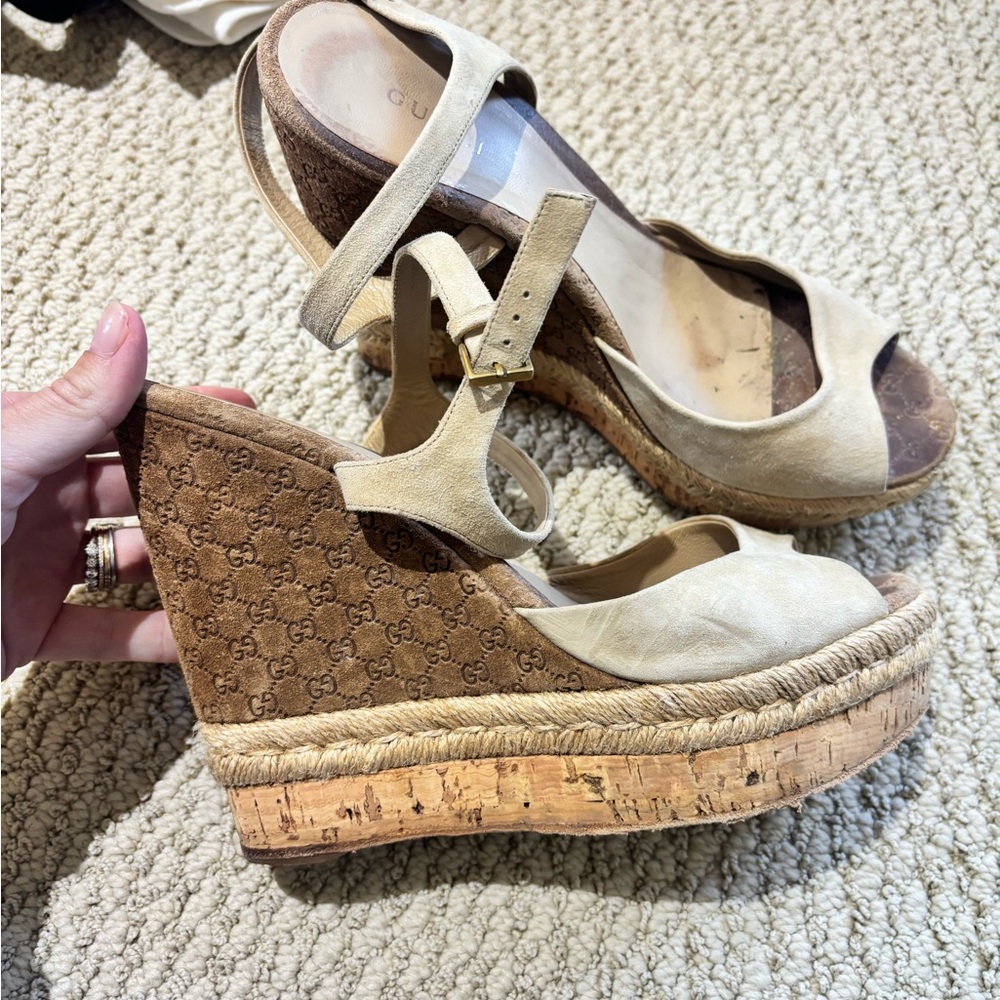 Gucci Tan Wedge Sandals - Picture 3 of 4